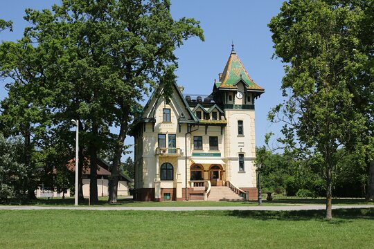 Tour image 12